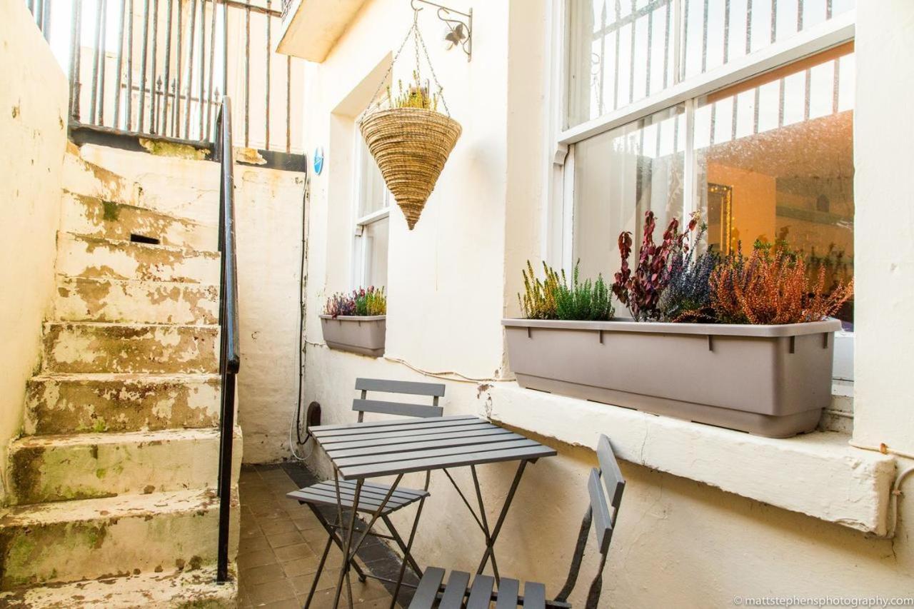 Seafront Apartment With Garden Hove Extérieur photo